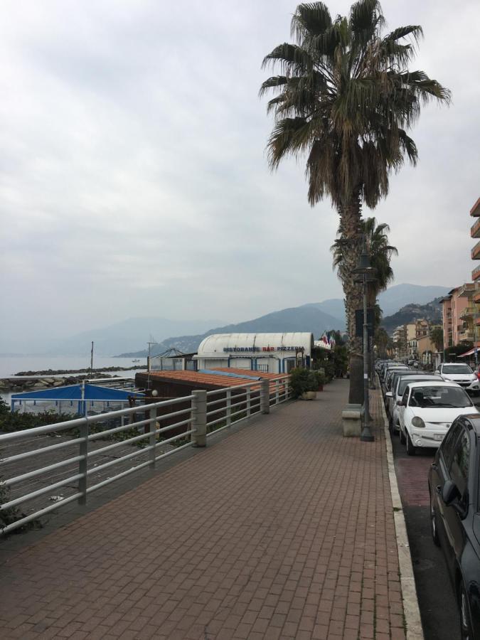 Appartamento MIRAMARE Ventimiglia Esterno foto