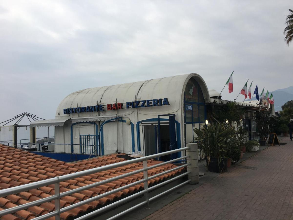 Appartamento MIRAMARE Ventimiglia Esterno foto